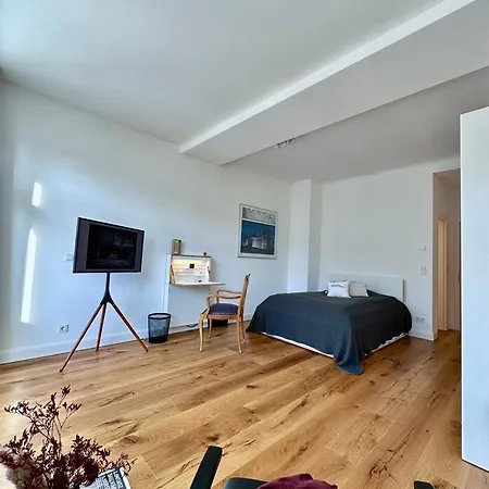 Freytag Im Uni-viertel * 뒤스부르크