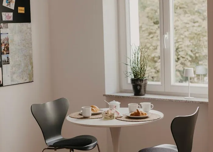 Freytag Im Uni-viertel *